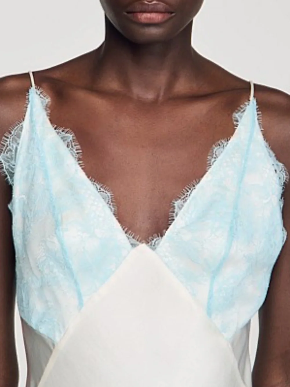 TESS DRESS - Picture 2 of 6